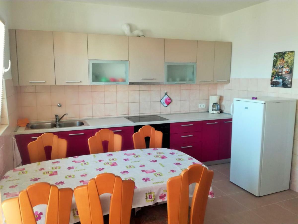 Apartment Nevenka Krk Town Kültér fotó